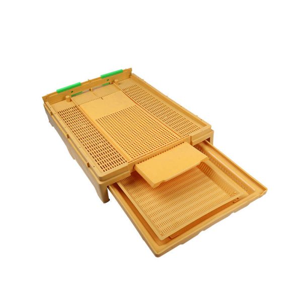 Plastic Beehive Bottom Board: Sturdy Base for Beehives