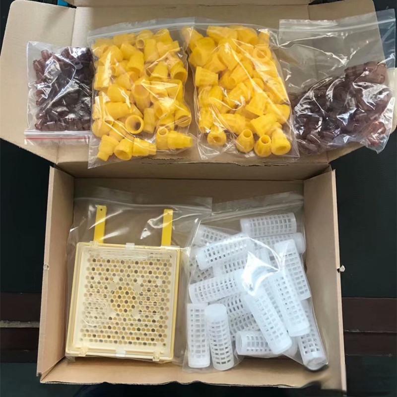  "Beekeeping Queen Rearing Kit with Plastic Marking Cage, Cell Cups, and Royal Jelly Cage"